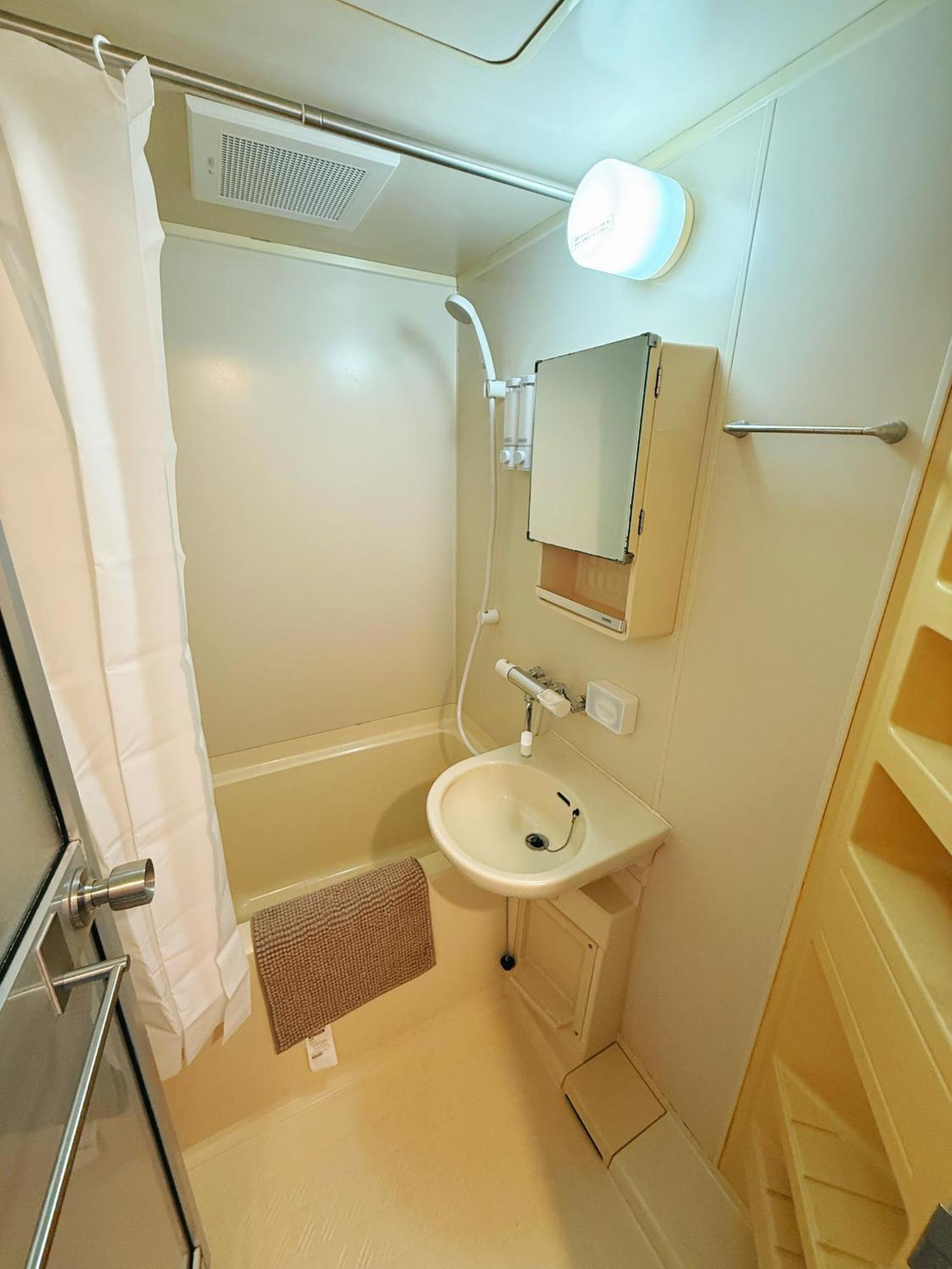 Akazu-Hostel New Tokorozawa Exteriör bild
